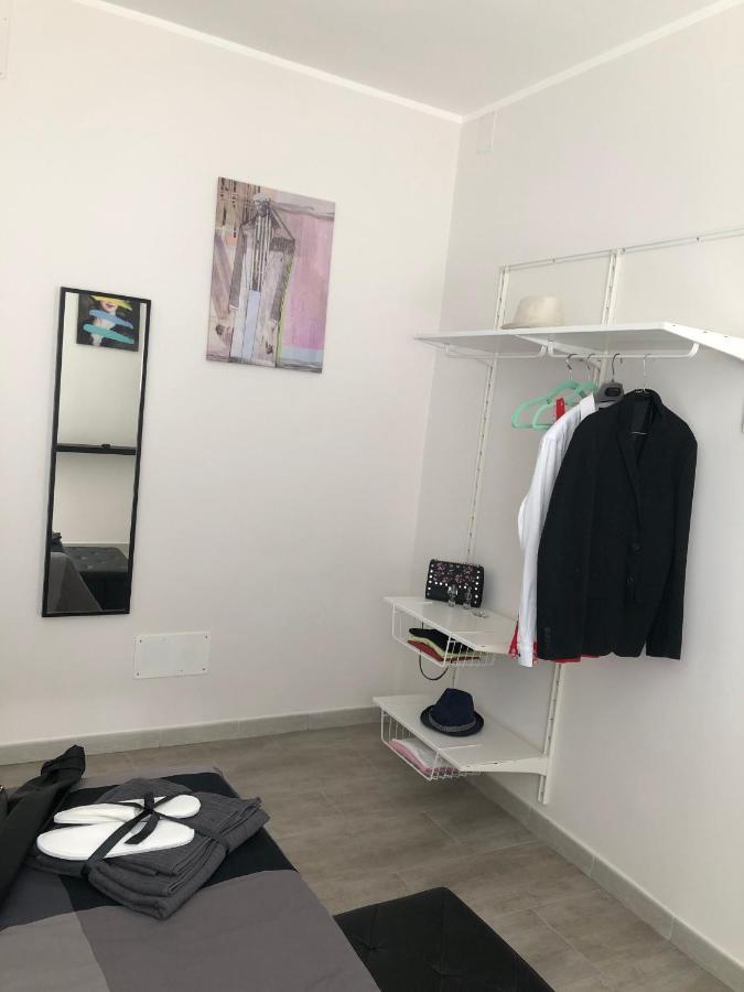 Dal Barce Rooms Palermo Bagian luar foto