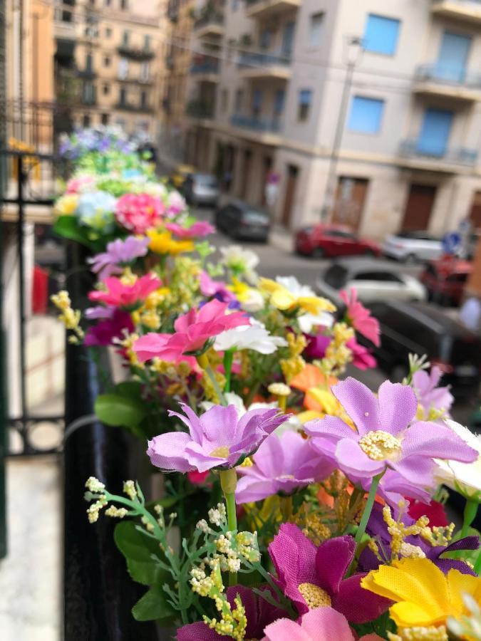 Dal Barce Rooms Palermo Bagian luar foto